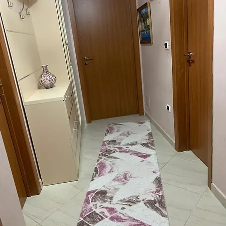 Mael Apartman *